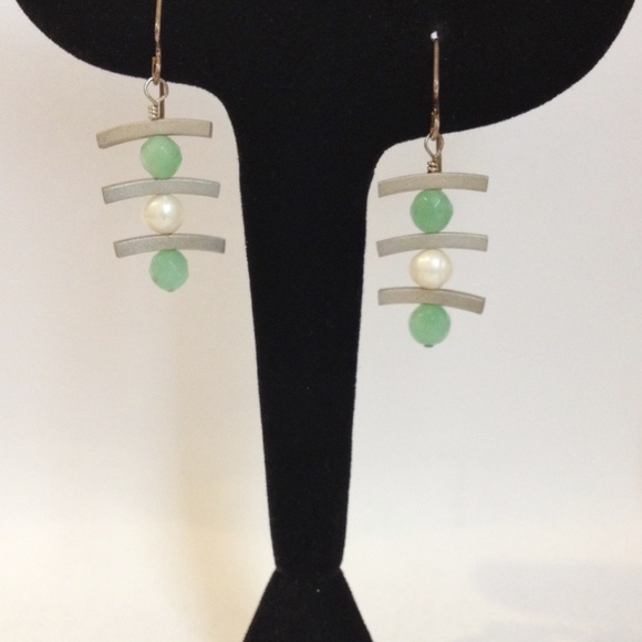 Sterling Silver Onyx Pearl Earrings Asian Handmade - Picture 2 of 4